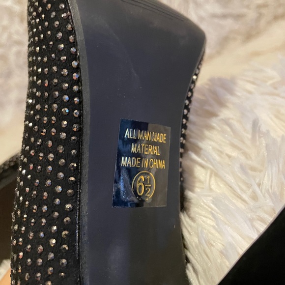 Black Rhinestone Pumps - Picture 6 of 8